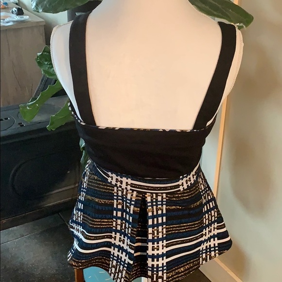 Adorable Delatta peplum top - Picture 4 of 7